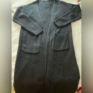 Source Unknown Black Knit Sweater